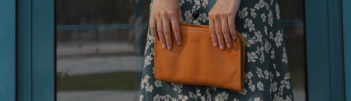 Leather Clutch & Evening Bags for Women | Designer Clutch Purse