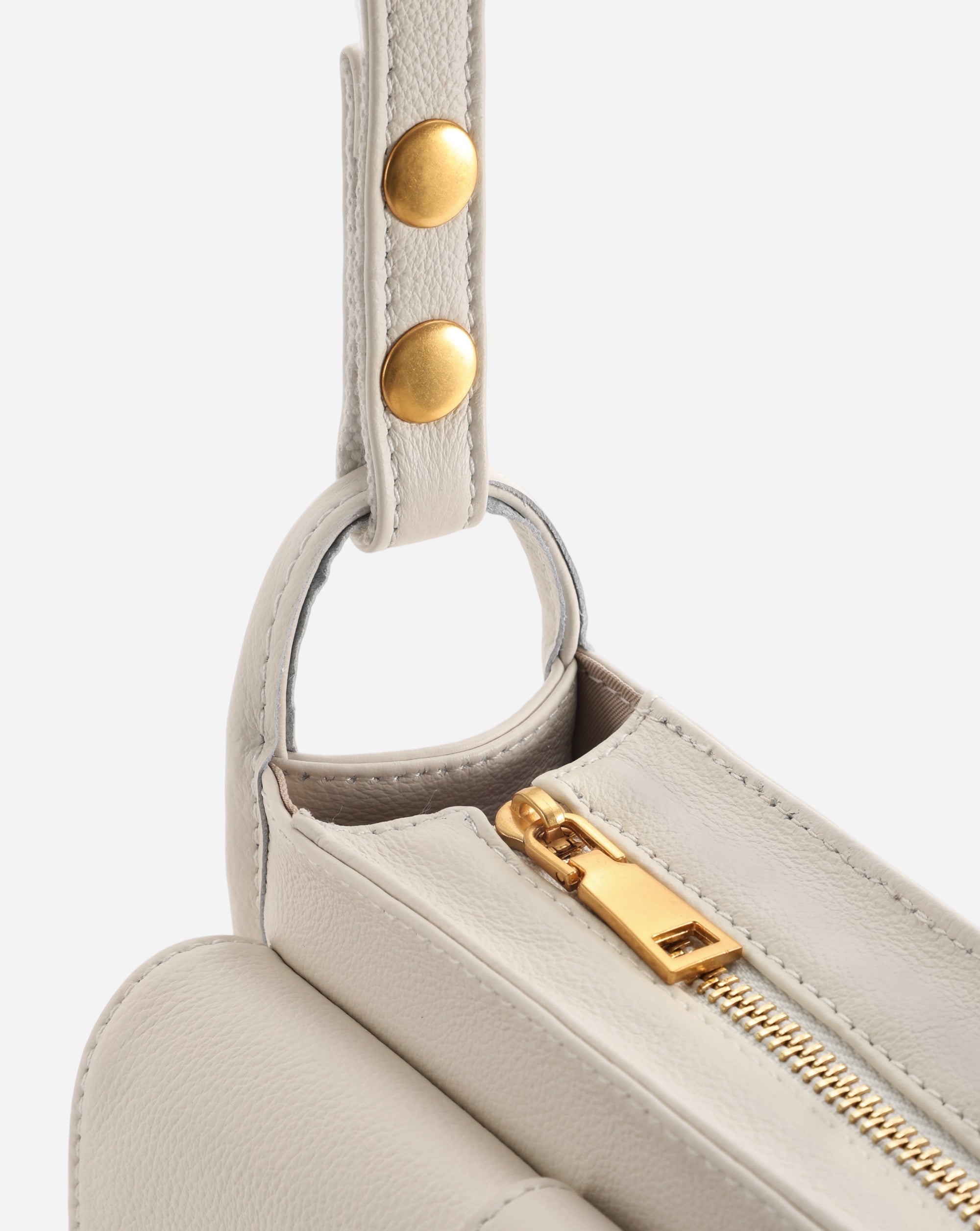 #color_cream white