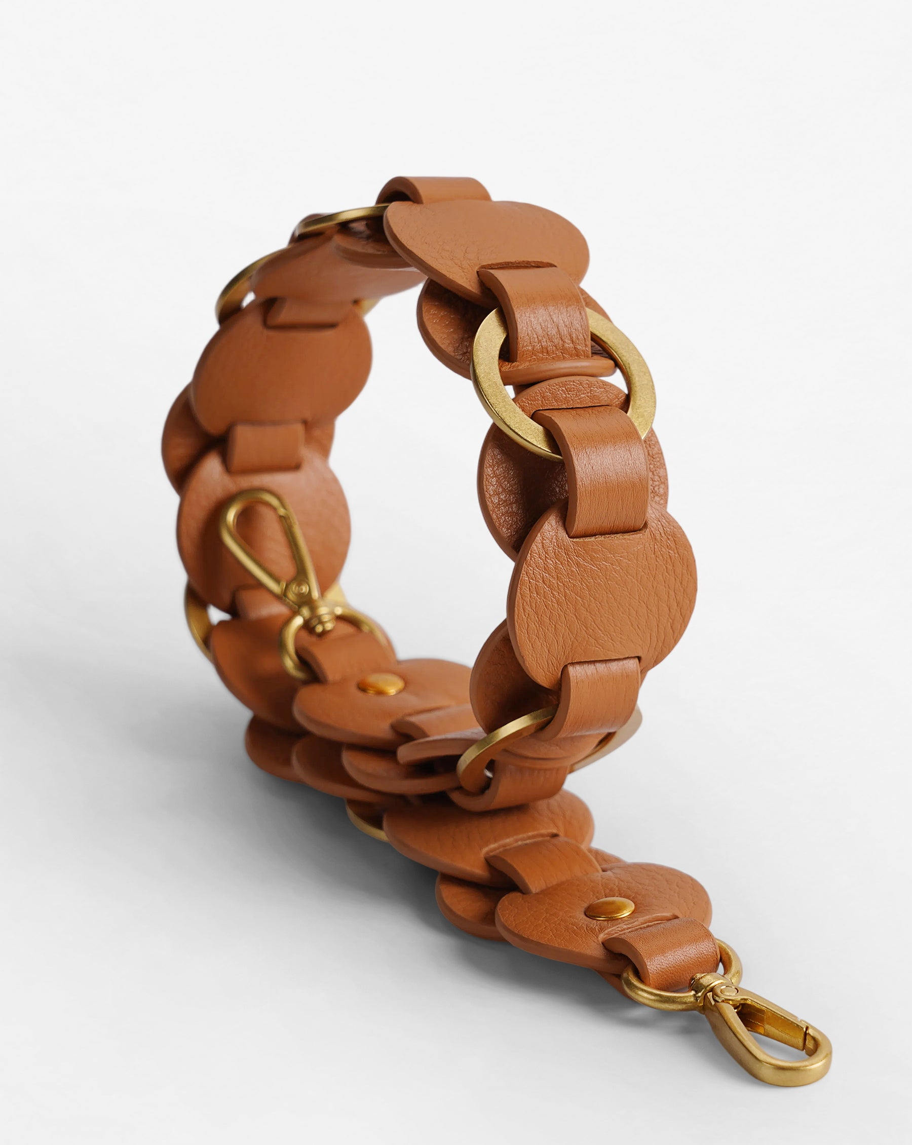 Helen Interlaced Ring Leather Disc Shoulder Strap