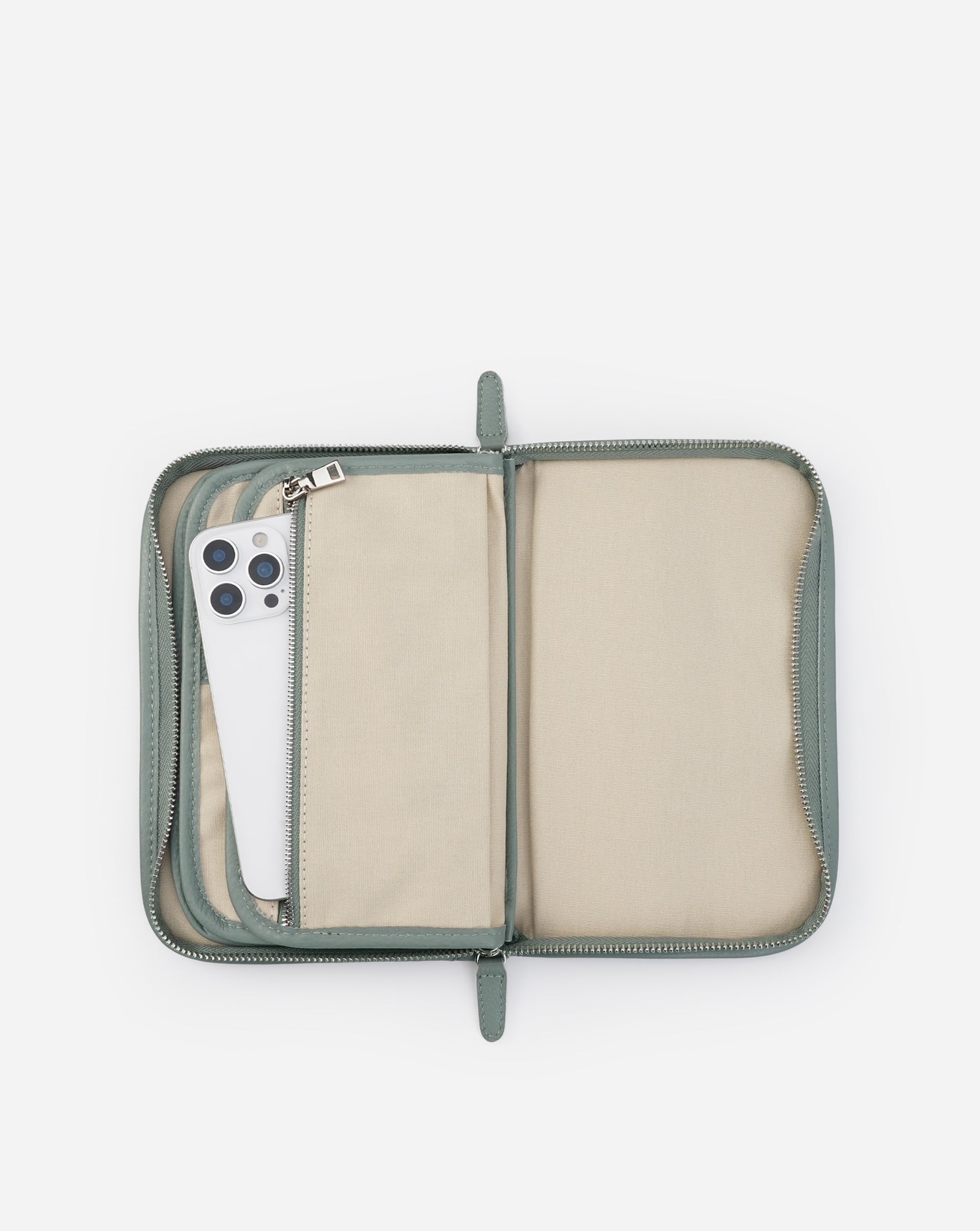 Urania Clutch Bag 0.6L